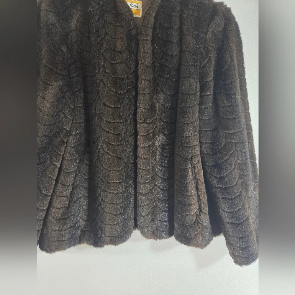 Vintage dark brown faux fur retro fancy elegant formal plush textured coat